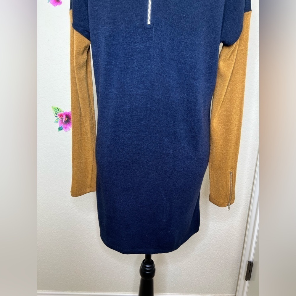 THML Embroidered Sweater Navy & Gold Long Sleeve Tunic Dress Size M - Picture 13 of 13